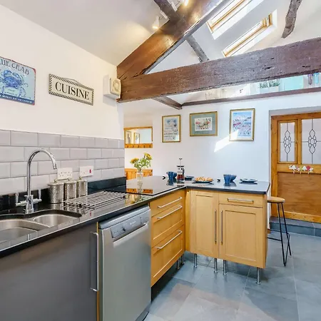 別荘 3 Bed In Grange-over-sands Oc-83368 カートメル